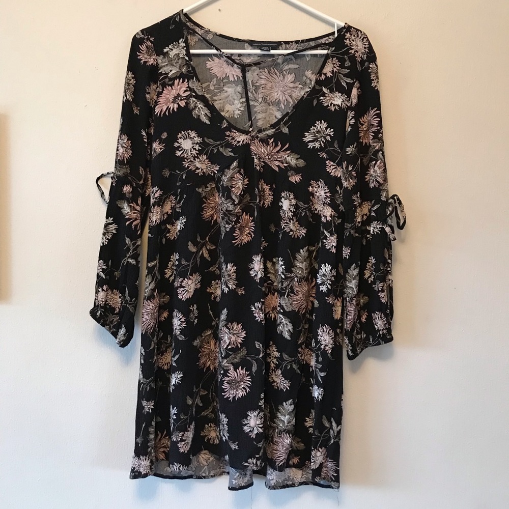 American Eagle Floral Dress